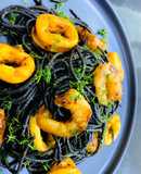 Mì Ý Mực Đen (Squid Ink Spaghetti) xào Hải Sản