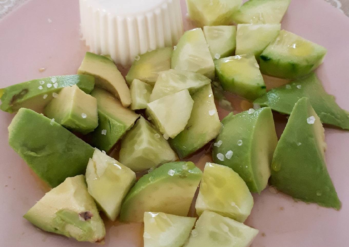 Ensalada aguacate y pepino