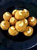 Gond Ladoo