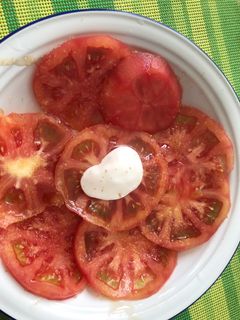 Una foto de El tomate con miel