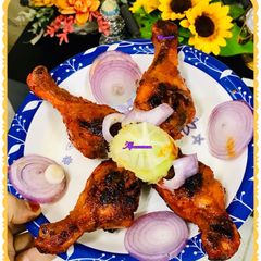 A picture of Shallow fried chicken drumsticks.
