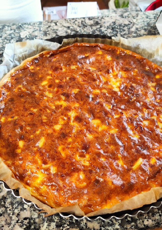 Una foto de Quiche/de bacon y cebolla