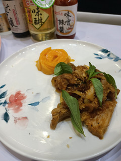 芒果酸甜醬塔香燒肉片-飛利浦氣炸鍋 的食譜成品照片