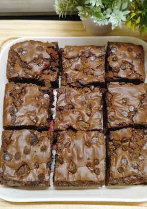 A picture of Chocolate Chip Brownie 😍😍.