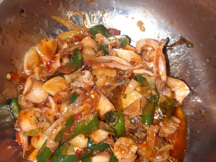 Langkah Gampang Membuat Resep  Cumi asin pedas manis by Ummu Syanum yang Lezat Sekali, Bikin Ketagihan