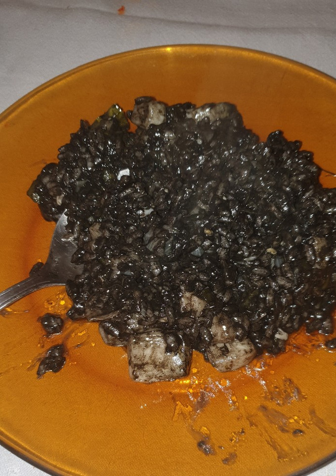 Una foto de Arroz negro