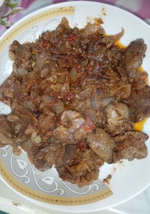 صورة لوصفة كبد وقوانص بالبصل 🍲😋