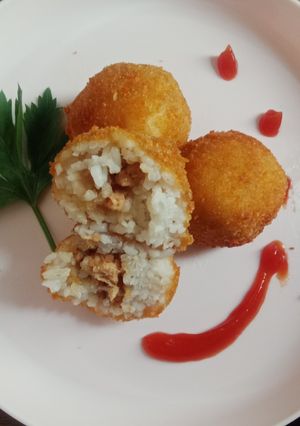 Foto resep Bola Bola Nasi Isi Ayam Kecap