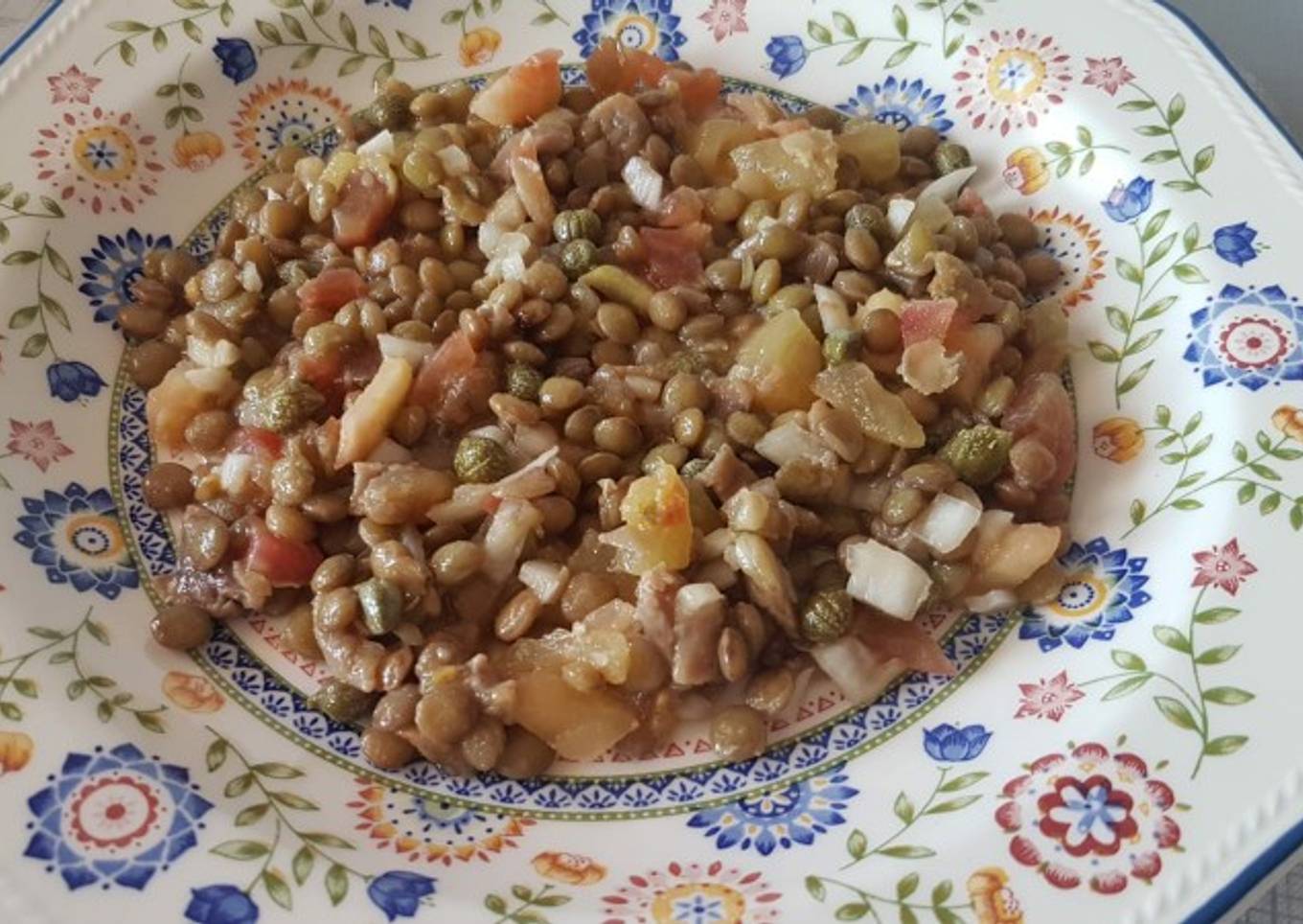 Ensalada de lentejas con parmesano