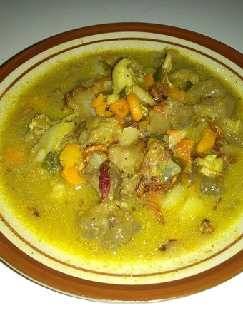 Langkah Mudah untuk Membikin Resep Sop daging+tulang sapi yang Bisa Manjain Lidah Anti Ribet, Menggugah Selera