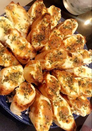 صورة لوصفة خبز بالثوم 🥖🥖