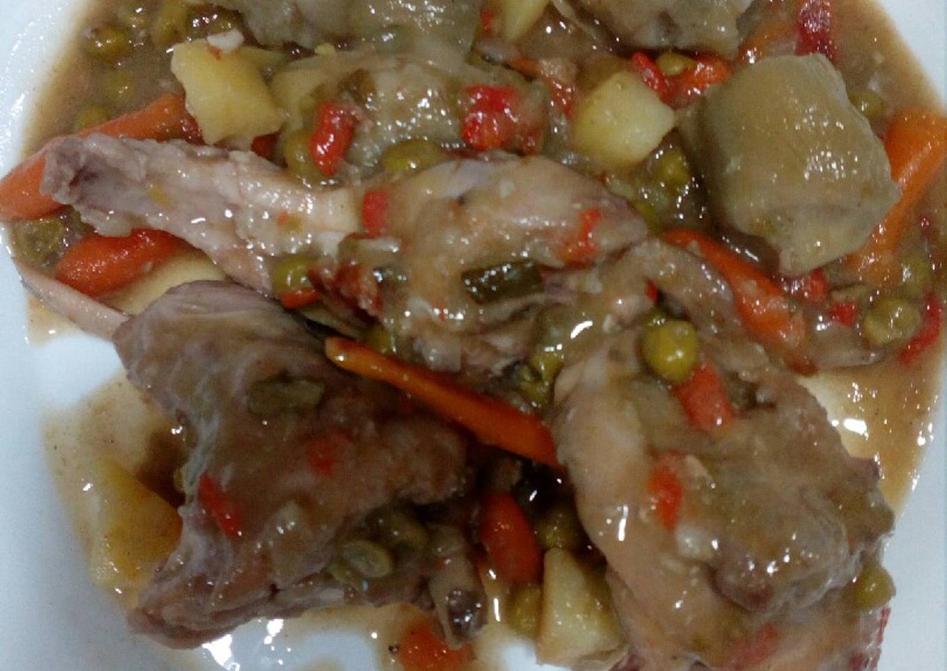 Conejo a la jardinera