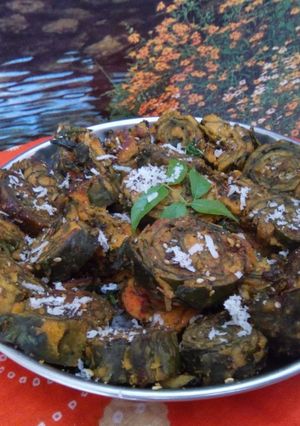 अरबी के रोल (arbi ke roll recipe in Hindi) रेसिपी मुख्य फोटो