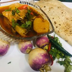 A picture of Shaljam chicken.