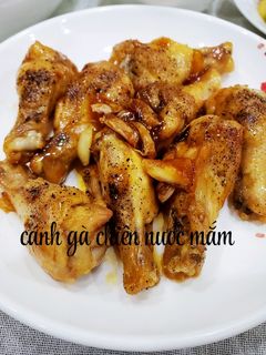 Hình của món Cánh gà chiên nước mắm.