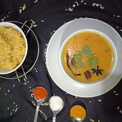 Kadhi khichdi A picture of Kadhi khichdi.