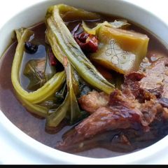 A picture of Leftover Meat With Mustard Green Stew / CHAI BUEY.