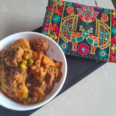 A picture of Winter special recipe Undhiyu.