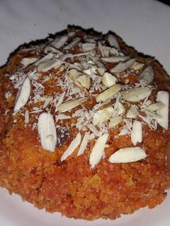 गाजर का हलवा (Gajar ka halwa recipe in hindi) रेसिपी मुख्य फोटो