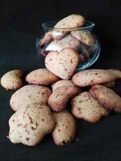 Una foto de Galletas de crema de almendras