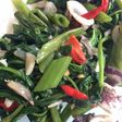 Tumis kangkung cumi