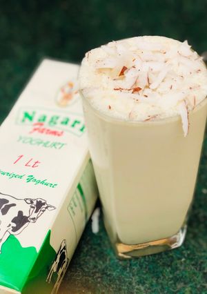 A picture of Banana coconut smoothie.