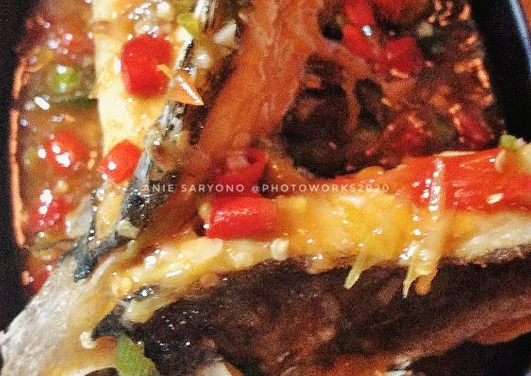 Resep Kerapu Goreng Terbang Saus Hongkong 🐟, Sempurna