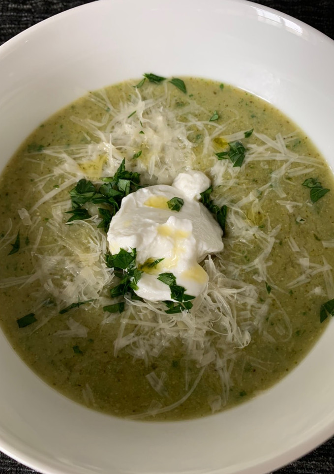 A picture of Broccoli and Celery Soup.