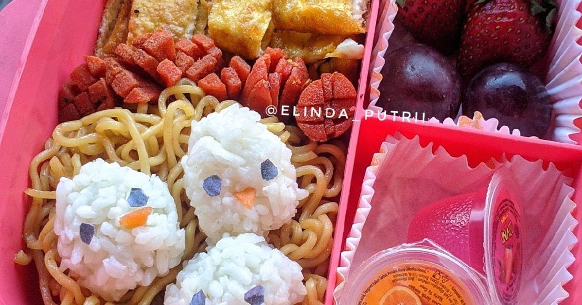 Resep Bekal Anak Sekolah (indomi Goreng+nasi+telur+sosis+buah +jelly ...