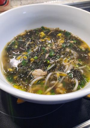 Hình của món Canh giá đỗ rong biển.