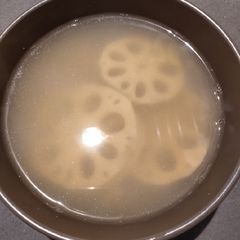 A picture of Lotus Soup.