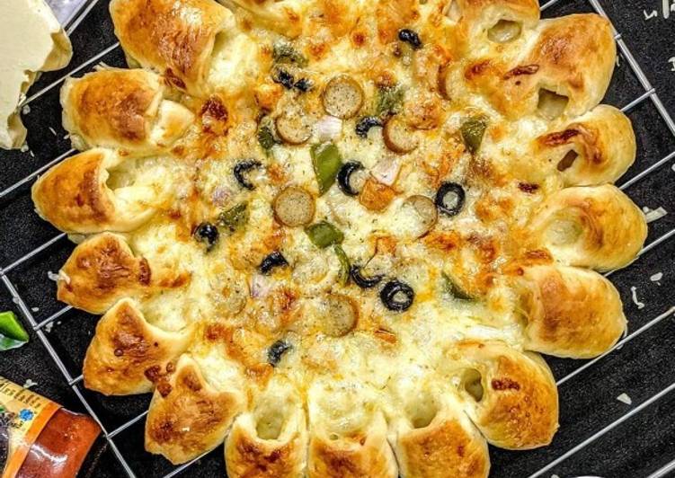 Recipe of Cheesy Bites Pizza in 15 Minutes for Beginners