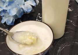 Sữa bắp và chè bắp từ 2 trái bắp nếp