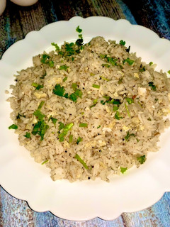 முட்டை சாதம் (Muttai satham recipe in tamil) செய்முறை முக்கிய புகைப்படம்