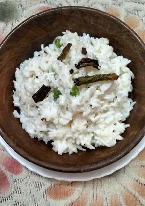 समर स्पेशल दही चावल रेसिपी मुख्य फोटो