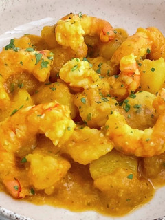 Una foto de Guiso de gambas con patatas