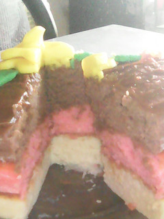 Una foto de Torta triple fácil y rápida en microondas