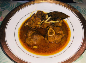 A picture of Shahi Mutton Korma.