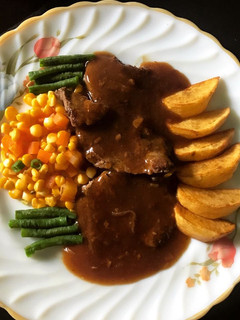 Foto resep Beef steak black pepper sauce ibu rendra