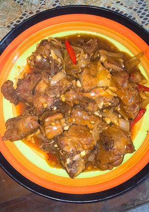 Hình của món Sườn Heo Sốt Rau Củ.