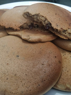 Foto di Pancake al caffè con gocce di cioccolato