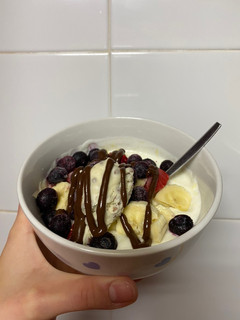 Una foto de Yogurt Postre Fit