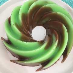 Agar Agar Pandan Lumut Cokelat রেসিপির প্রধান ছবি