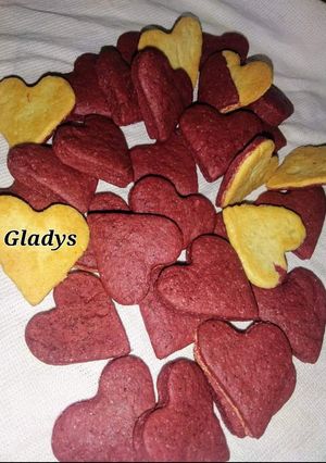 Una foto de Galletas corazón 🤤
