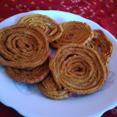 A picture of Chakali.