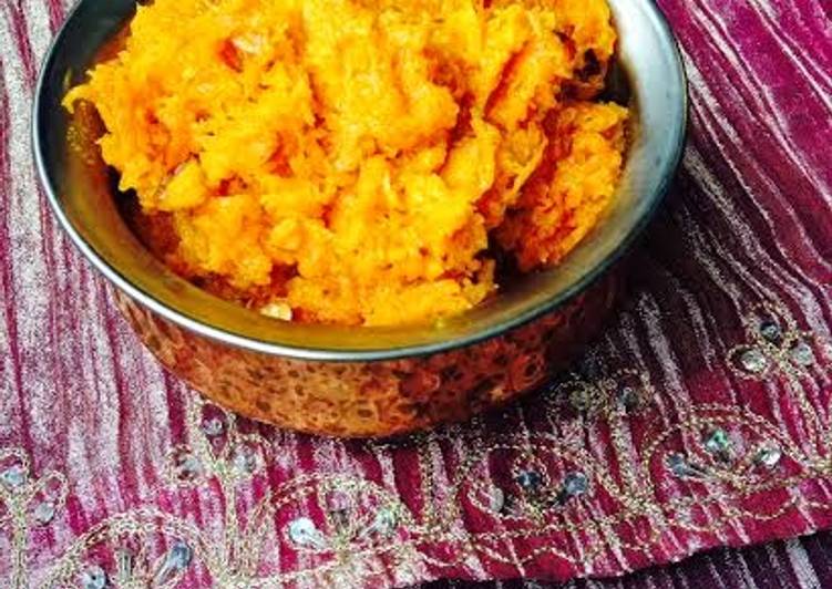 Carrot Halwa (Gajar Ka Halwa)