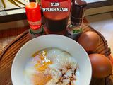 Telur separuh masak