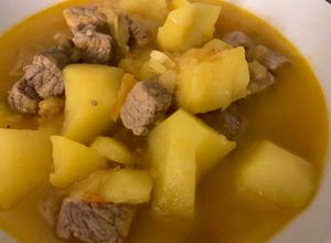 Una foto de Estofado en thermomix rápido