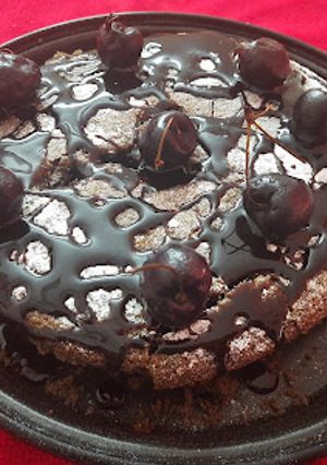 A picture of BLUEBERRY  CHOCOLATE CAKE.