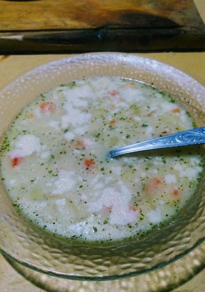 Una foto de Sopa de queso casancrem y polenta